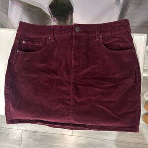 Garage Burgundy Corduroy Skirt Size Large